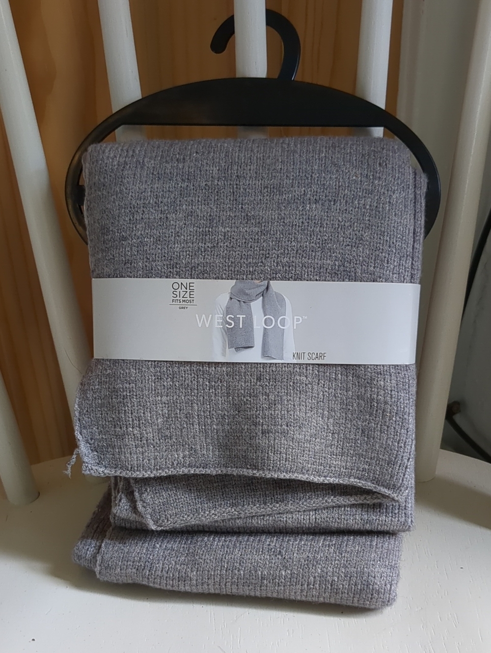 West Loop Heather Light Gray Knit Scarf. OS